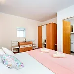 Apartment And Room Josip