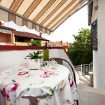 Apartment And Room Josip